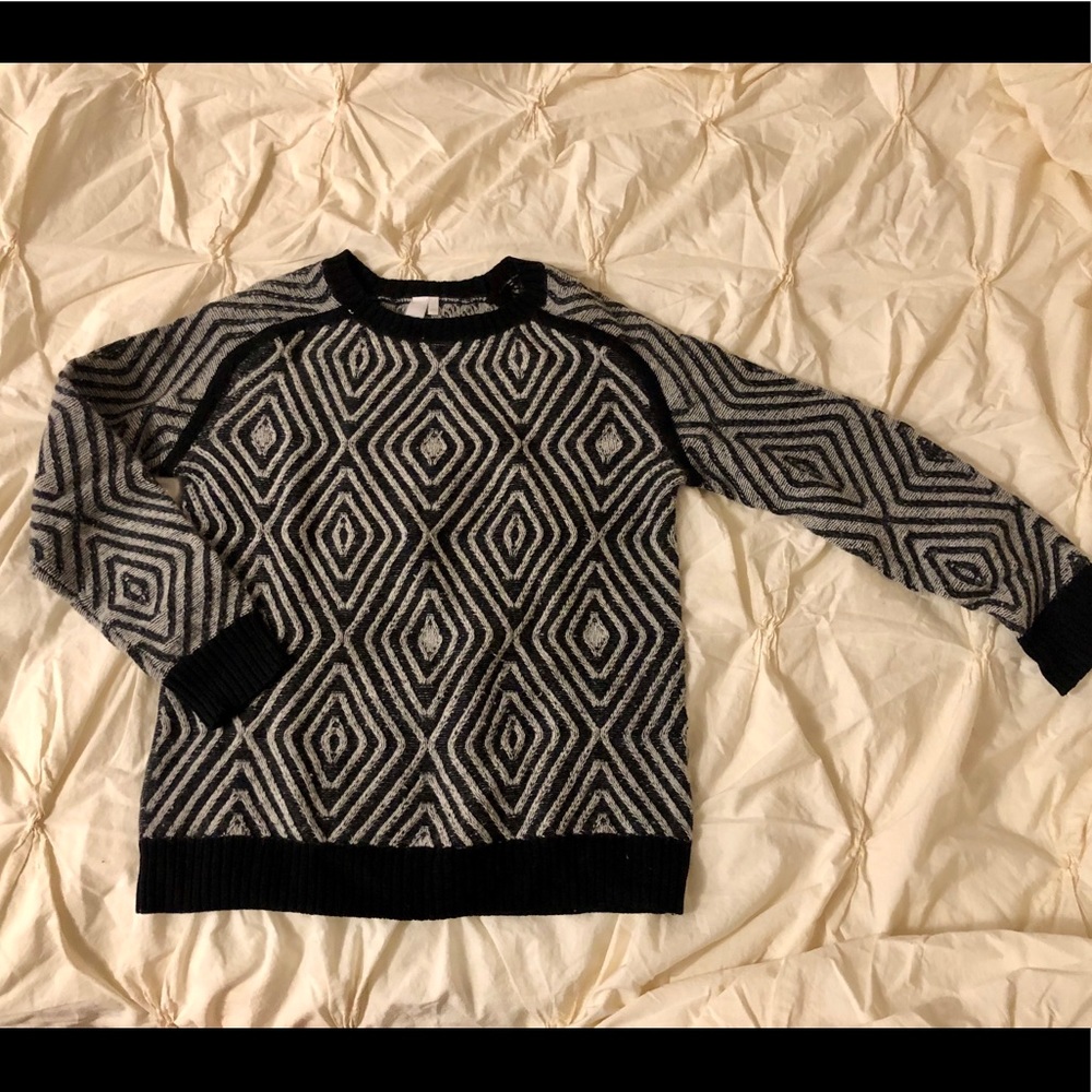 SI-IAE pattern sweater